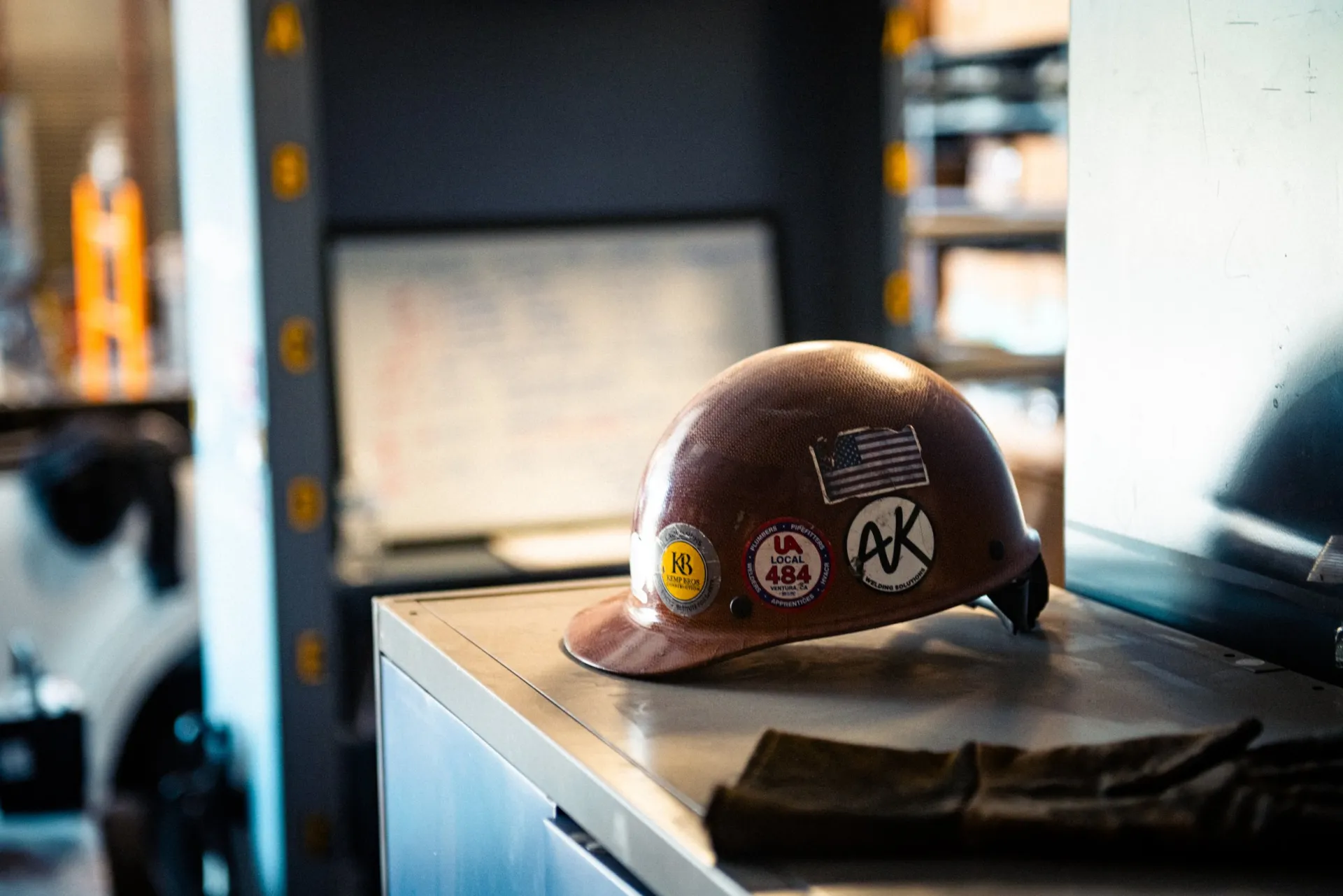 AK Welding Solutions hard hat